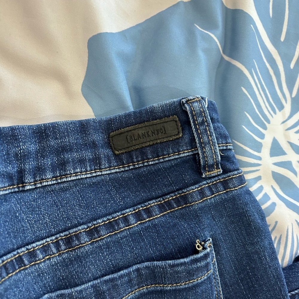 BLANK NYC • Blue Ripped Straight Leg Jeans • sz 29 • - Picture 7 of 13
